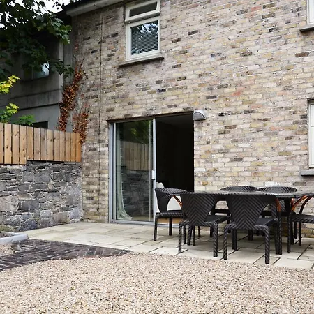 公寓 Kavanagh's Mews *